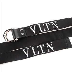 NWT VLTN D RING BUCKLE WEB JACQUARD BELT